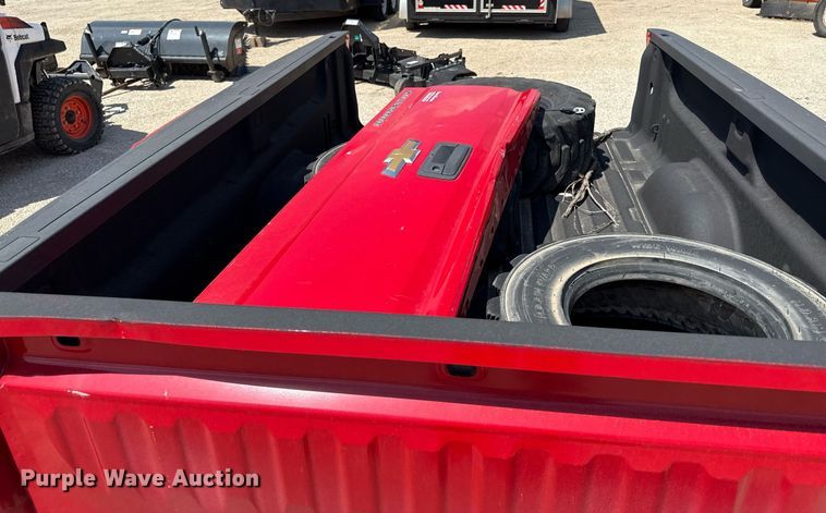 image for item DZ4039 Pickup truck bed