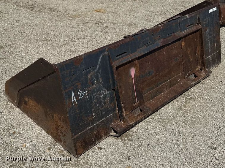 image for item DZ4045 Bobcat skid steer bucket