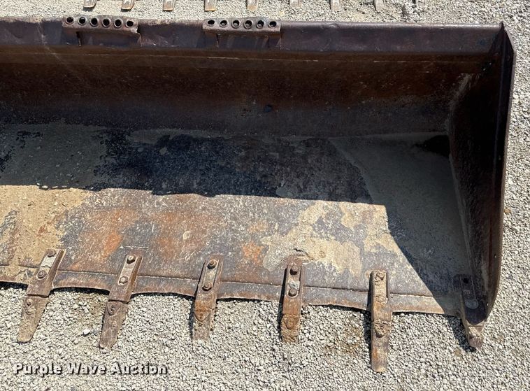 image for item DZ4045 Bobcat skid steer bucket