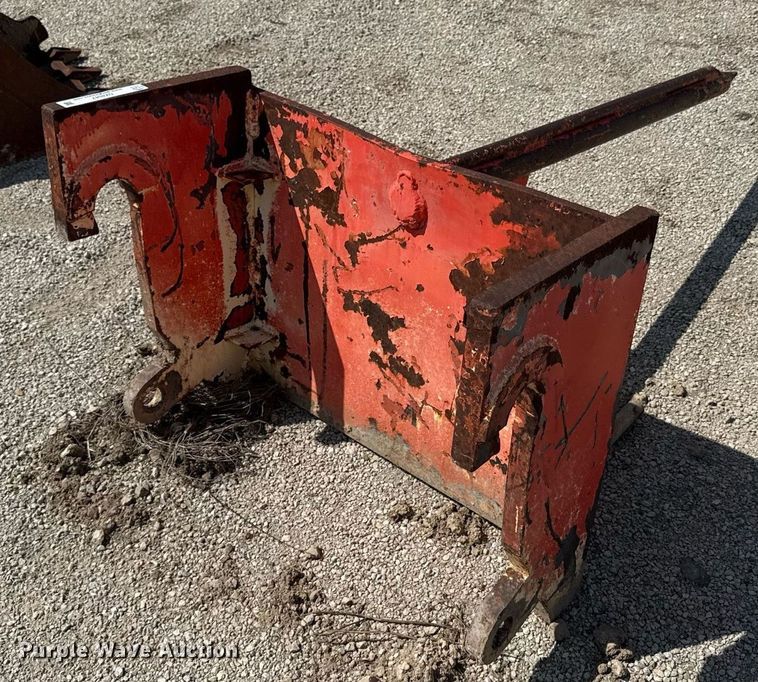 image for item DZ4047 Wheel loader bale spear