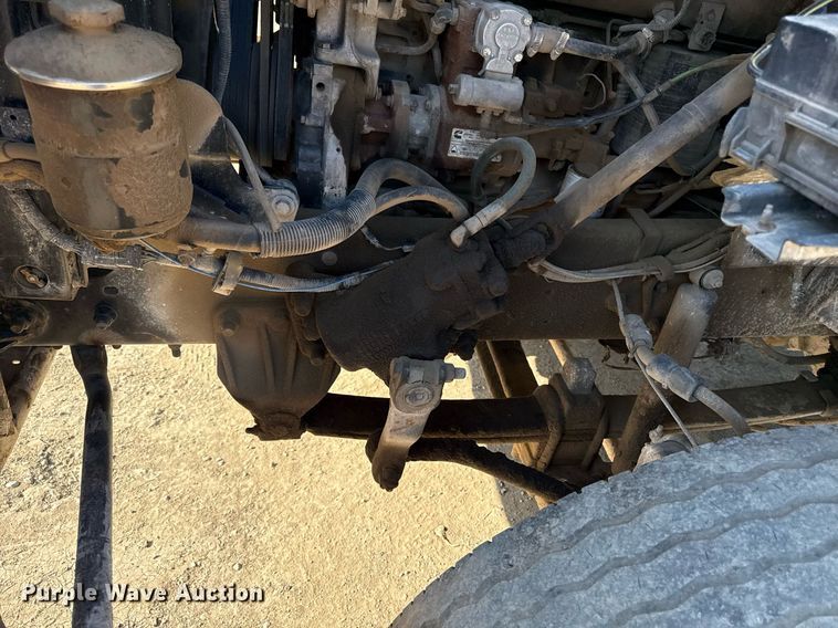 image for item DZ4068 1998 Ford LT9513 semi truck