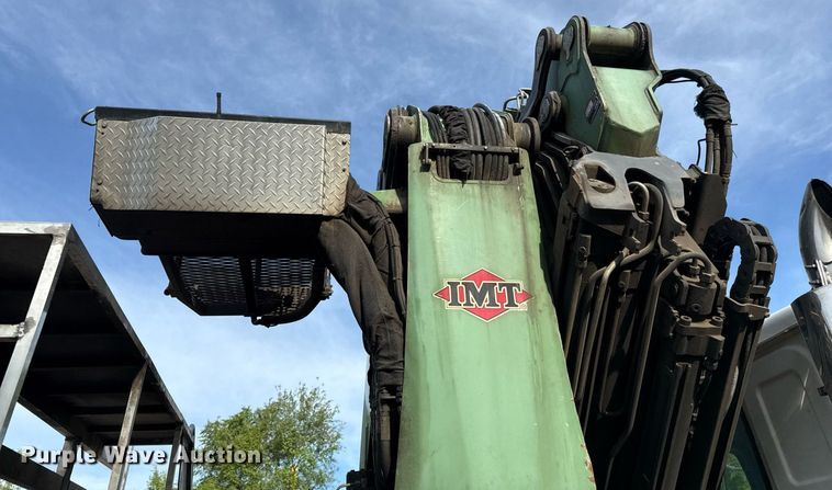 image for item DZ4069 2005 Western Star 4900 crane truck