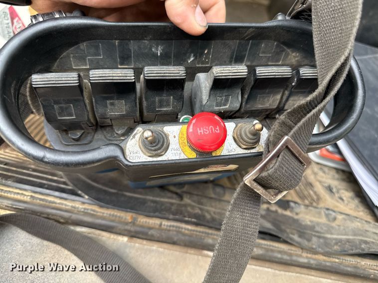 image for item DZ4069 2005 Western Star 4900 crane truck