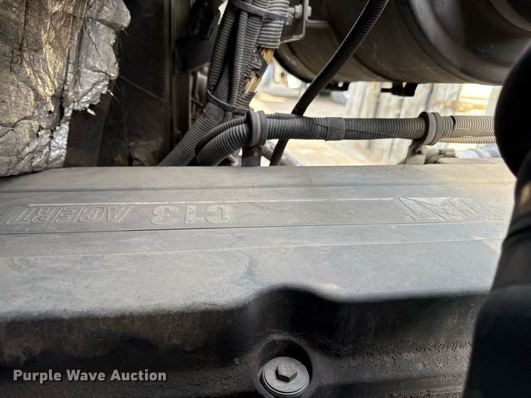 image for item DZ4069 2005 Western Star 4900 crane truck