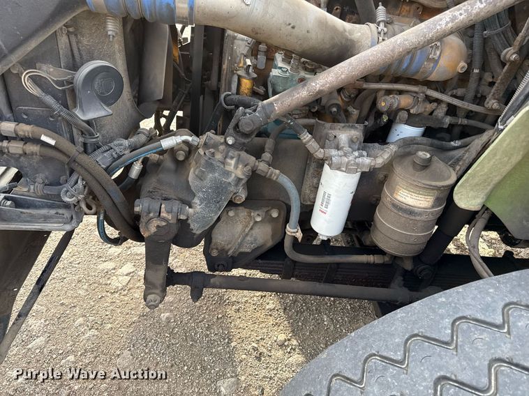 image for item DZ4069 2005 Western Star 4900 crane truck