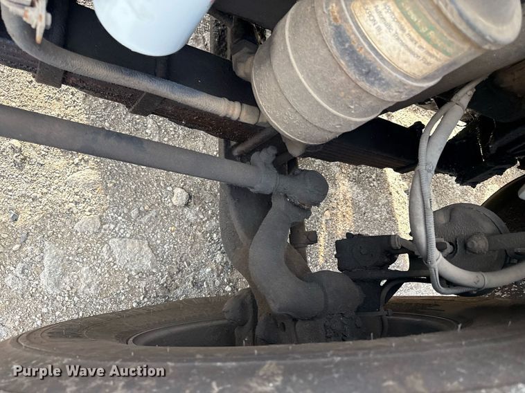 image for item DZ4069 2005 Western Star 4900 crane truck