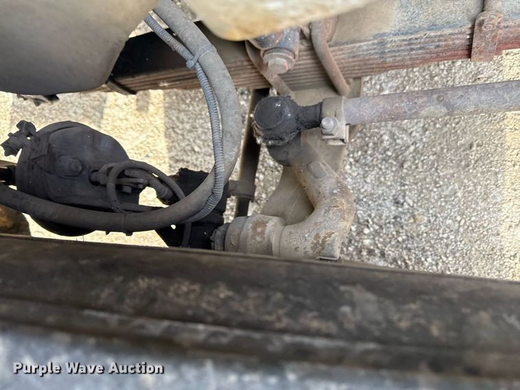 image for item DZ4069 2005 Western Star 4900 crane truck