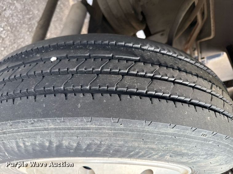 image for item DZ4069 2005 Western Star 4900 crane truck