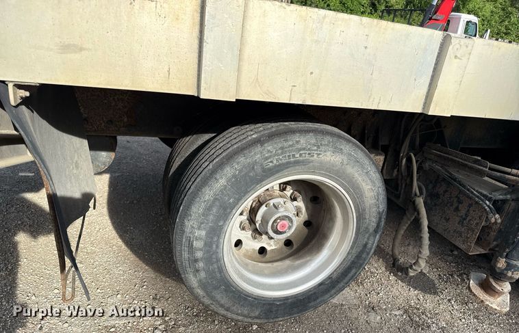 image for item DZ4069 2005 Western Star 4900 crane truck