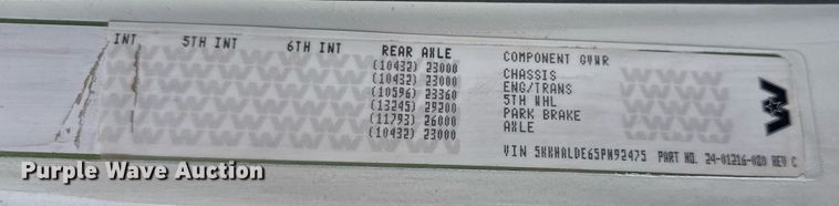 image for item DZ4069 2005 Western Star 4900 crane truck