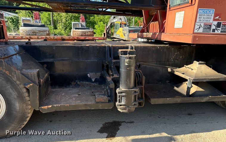 image for item DZ4070 1979 Link Belt HC138 crane