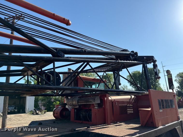 image for item DZ4070 1979 Link Belt HC138 crane