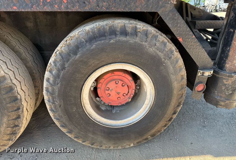 image for item DZ4070 1979 Link Belt HC138 crane