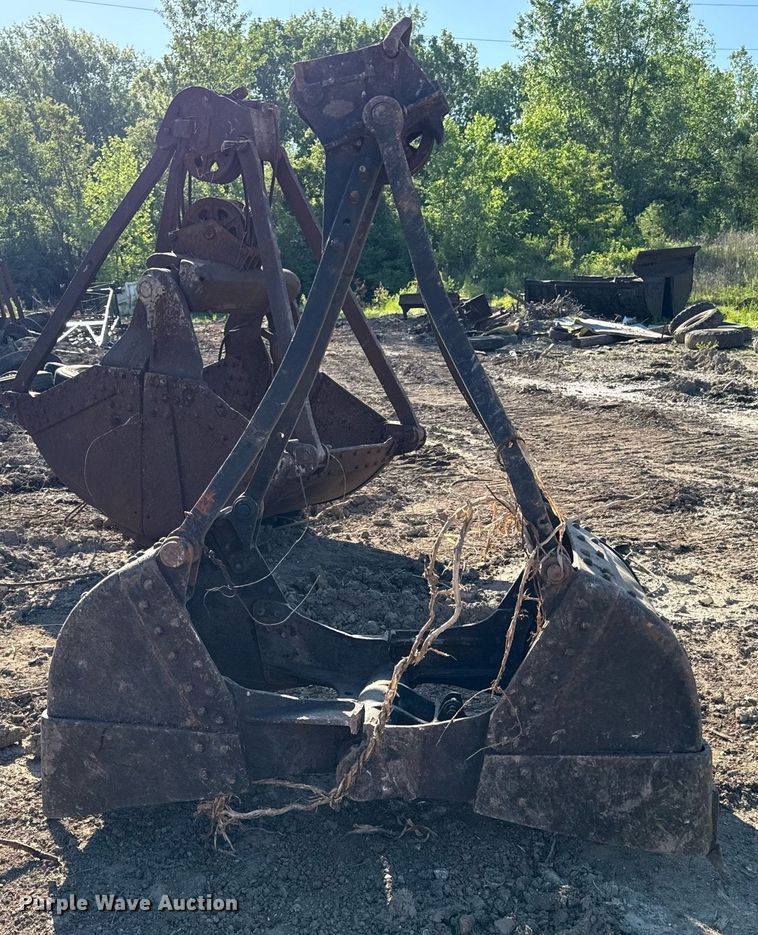 image for item DZ4071 32