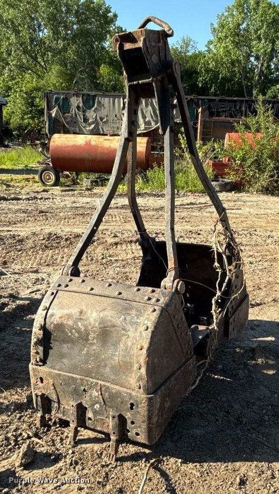 image for item DZ4071 32