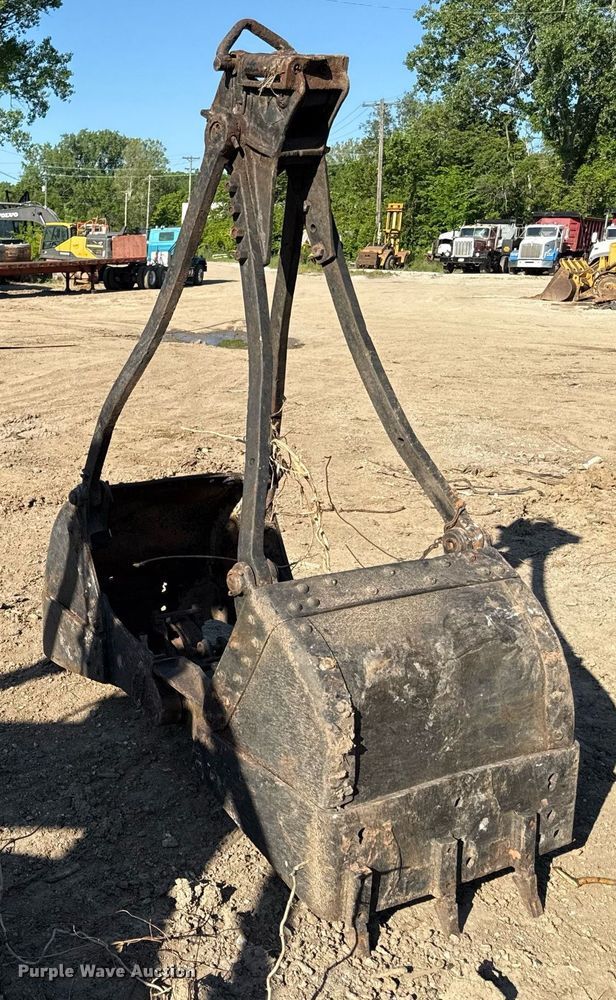 image for item DZ4071 32