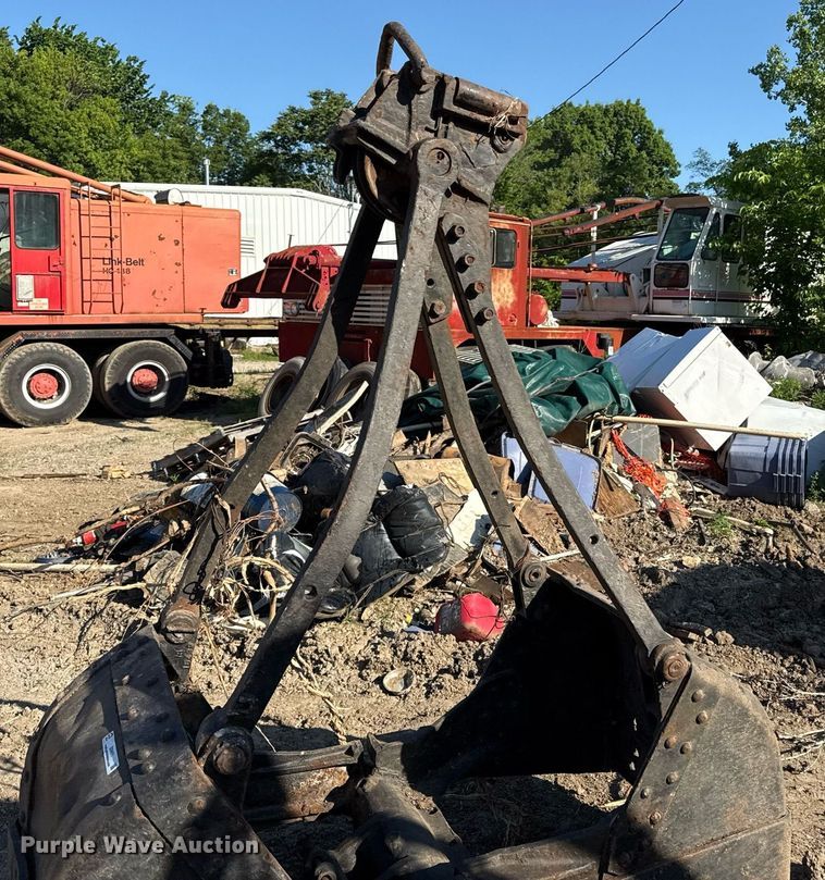 image for item DZ4071 32