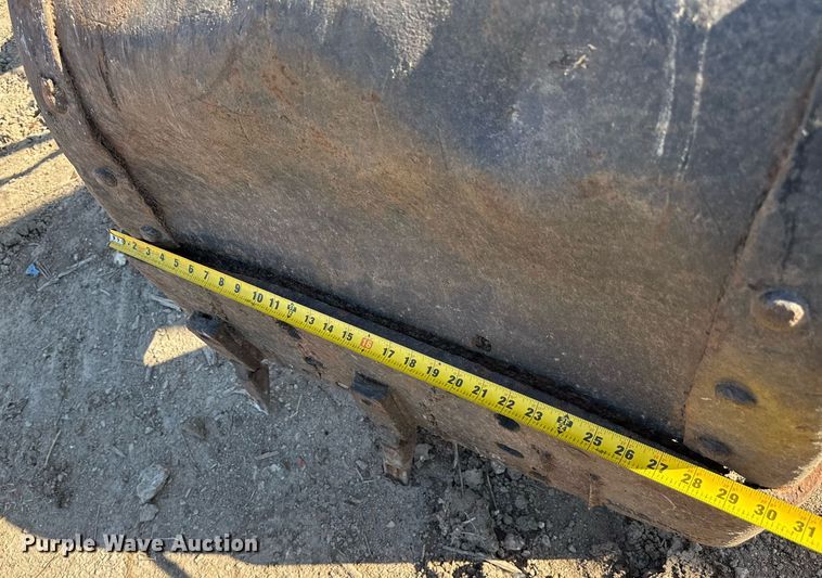 image for item DZ4071 32