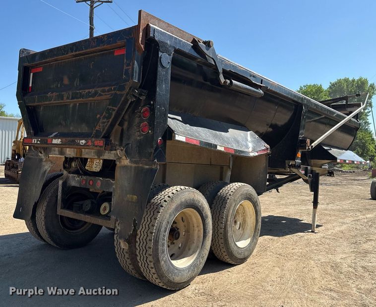 image for item DZ4075 2006 CTS HRD-27 OF end dump trailer