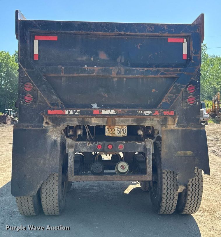 image for item DZ4075 2006 CTS HRD-27 OF end dump trailer