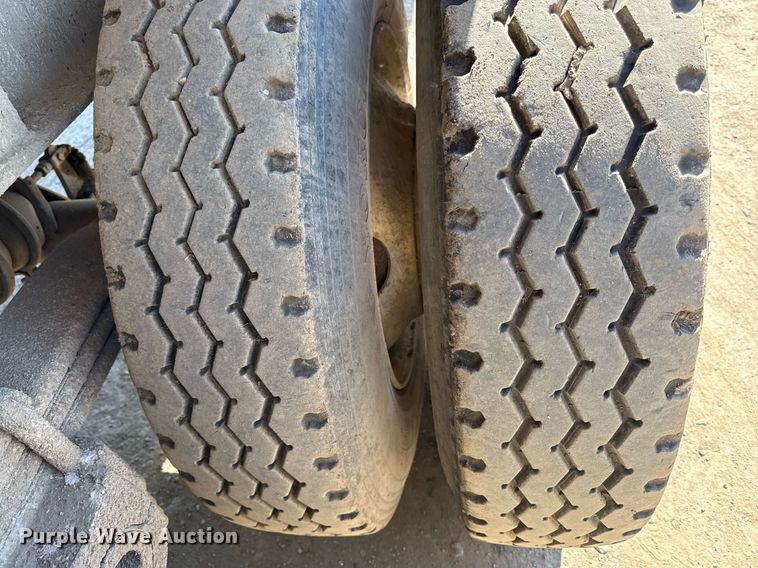 image for item DZ4075 2006 CTS HRD-27 OF end dump trailer