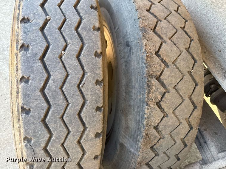 image for item DZ4075 2006 CTS HRD-27 OF end dump trailer