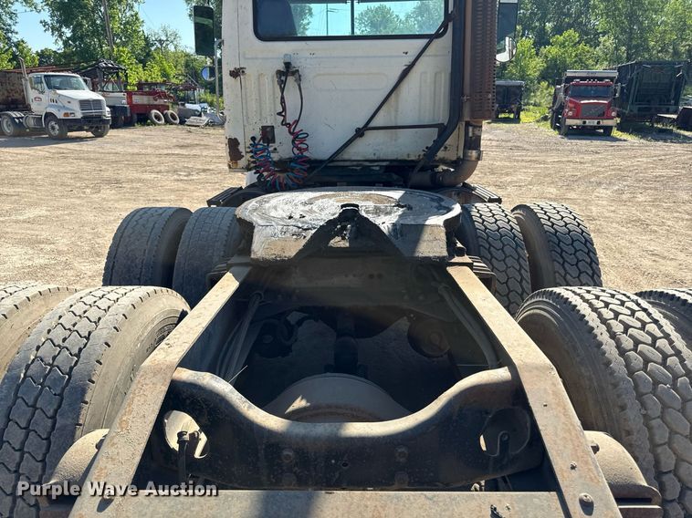 image for item DZ4076 1985 White WCM semi truck