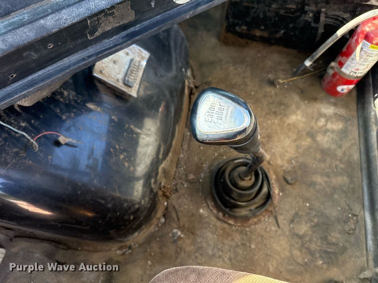 image for item DZ4076 1985 White WCM semi truck