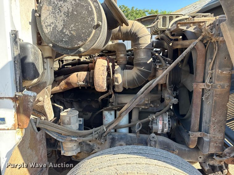 image for item DZ4076 1985 White WCM semi truck