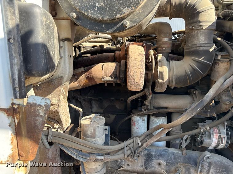 image for item DZ4076 1985 White WCM semi truck