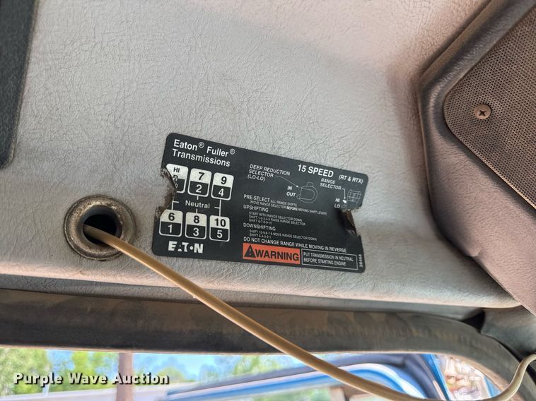 image for item DZ4077 1997 Volvo Autocar semi truck