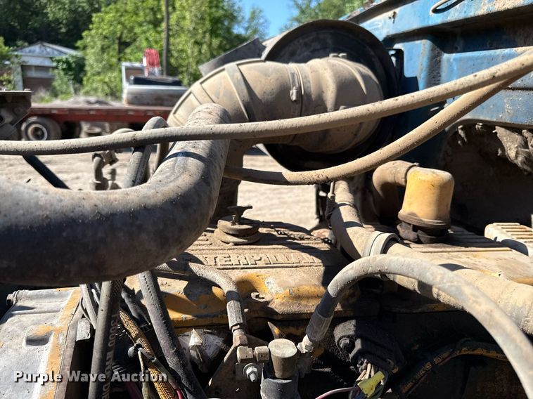 image for item DZ4077 1997 Volvo Autocar semi truck