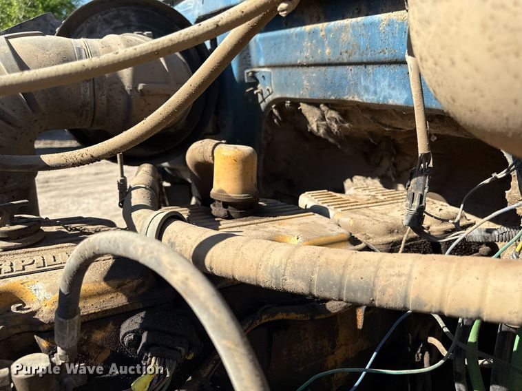 image for item DZ4077 1997 Volvo Autocar semi truck