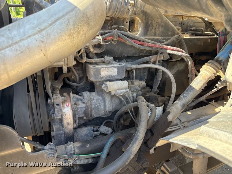 image for item DZ4079 2003 Sterling A9500 semi truck