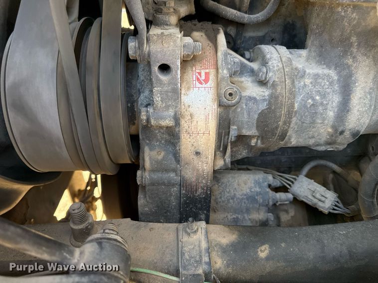 image for item DZ4079 2003 Sterling A9500 semi truck