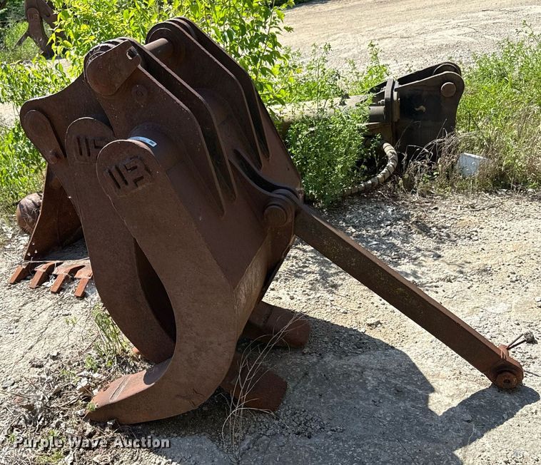 image for item DZ4080 WB excavator grapple