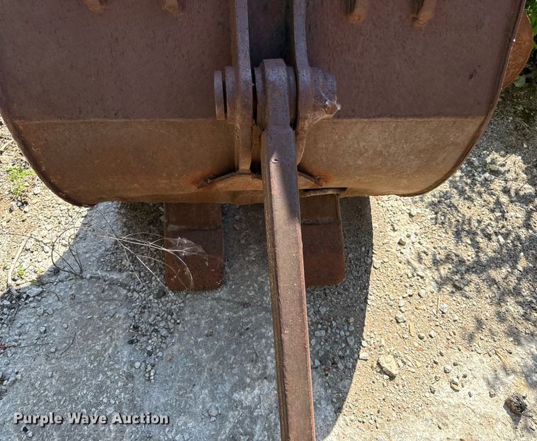 image for item DZ4080 WB excavator grapple