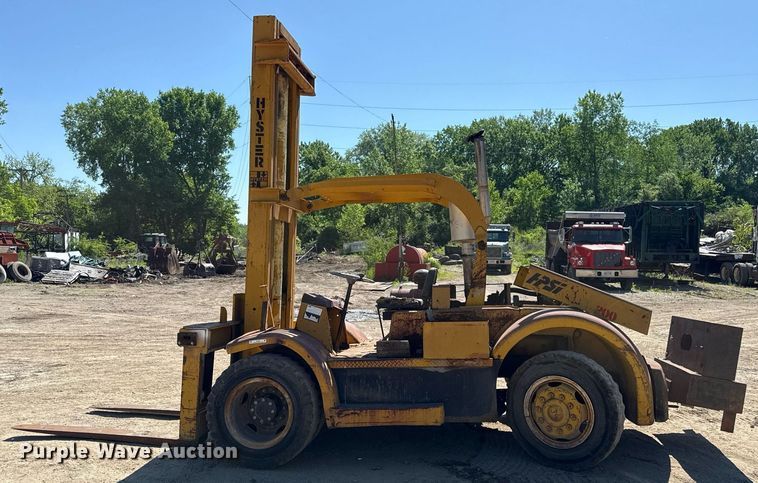 image for item DZ4081 Hyster 200 forklift