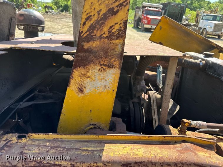 image for item DZ4081 Hyster 200 forklift