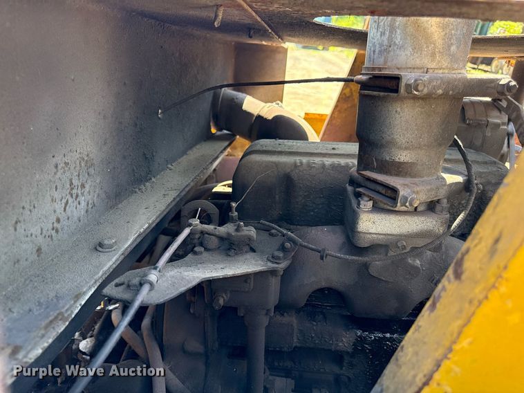 image for item DZ4081 Hyster 200 forklift