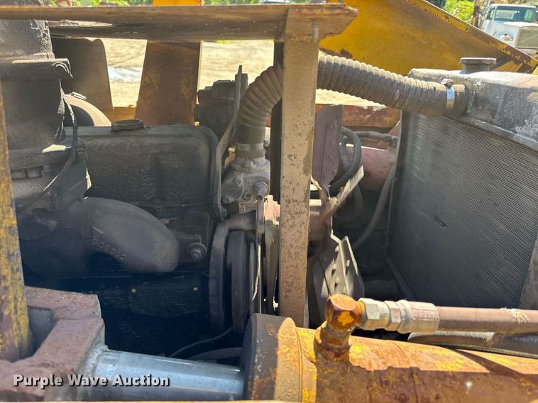 image for item DZ4081 Hyster 200 forklift