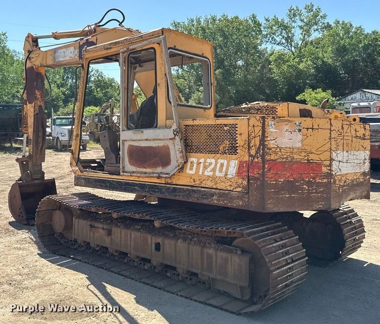 image for item DZ4083 MDI Yutanti MD120 excavator