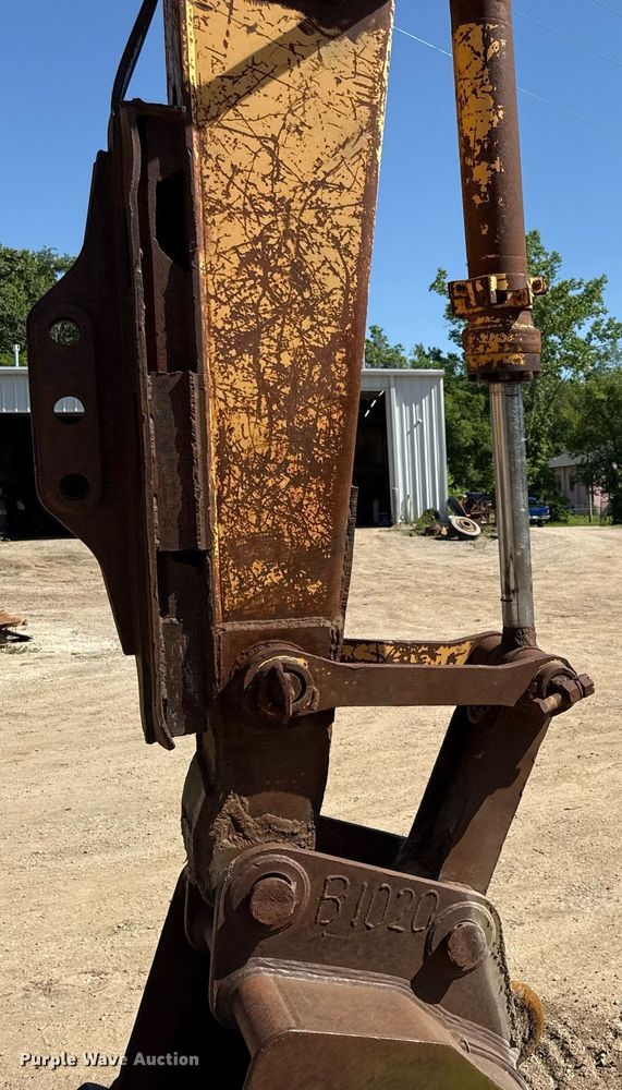 image for item DZ4083 MDI Yutanti MD120 excavator