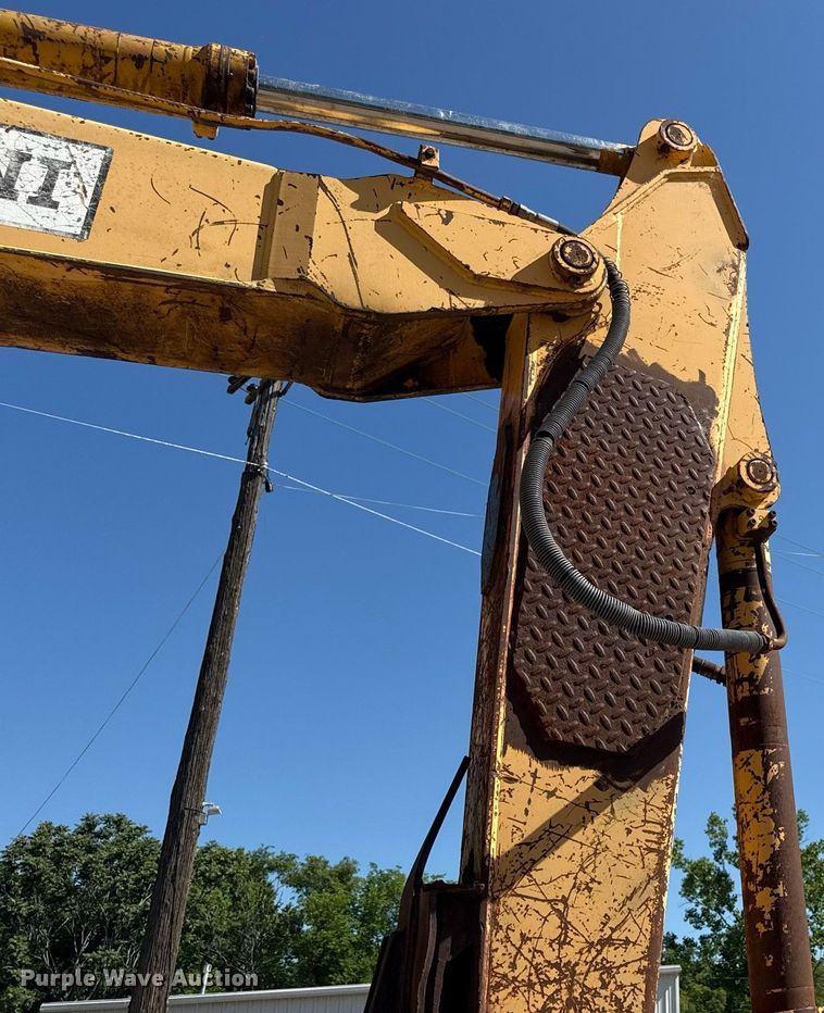 image for item DZ4083 MDI Yutanti MD120 excavator