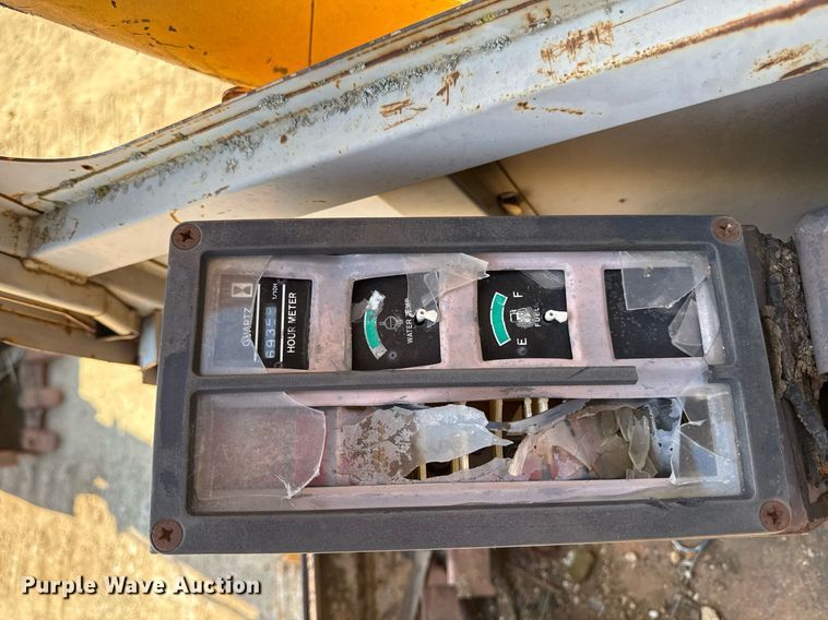 image for item DZ4083 MDI Yutanti MD120 excavator