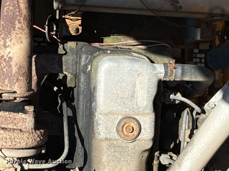 image for item DZ4083 MDI Yutanti MD120 excavator