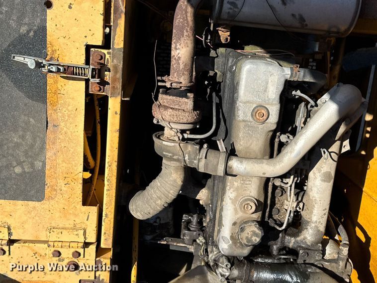 image for item DZ4083 MDI Yutanti MD120 excavator