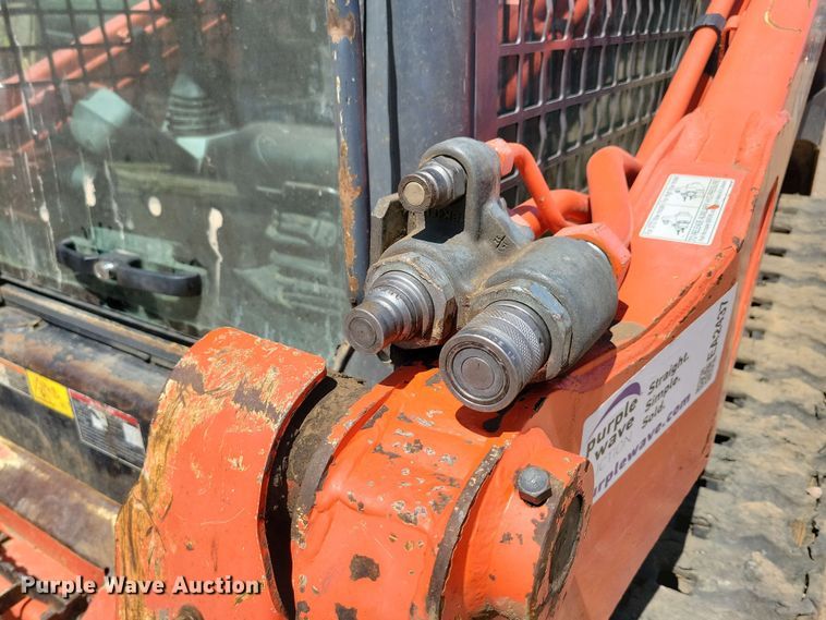 image for item EA2437 2017 Kubota SVL 75-2 tracked skid steer loader