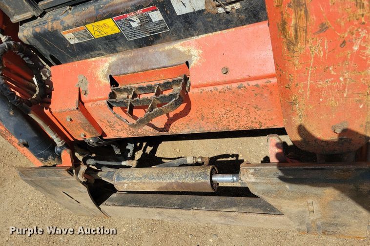 image for item EA2437 2017 Kubota SVL 75-2 tracked skid steer loader