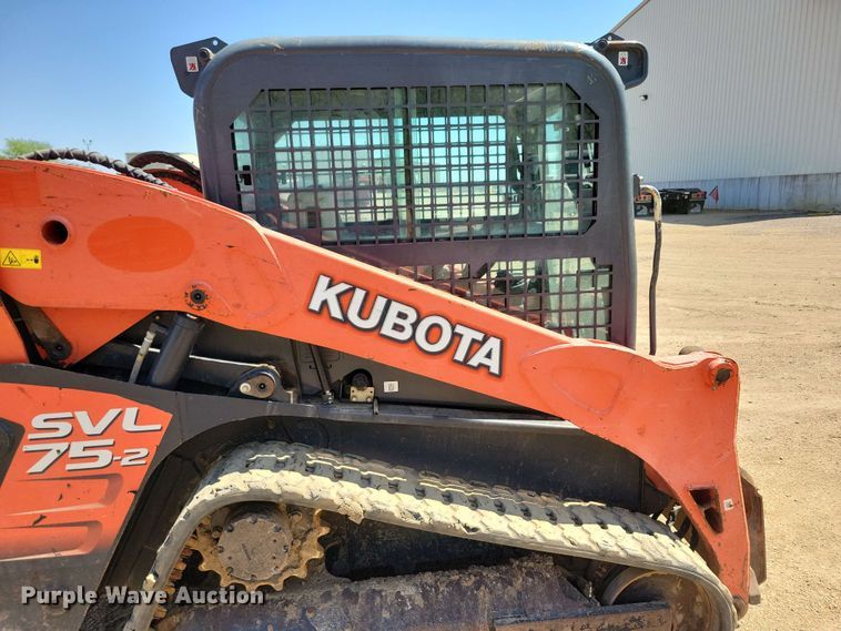 image for item EA2437 2017 Kubota SVL 75-2 tracked skid steer loader